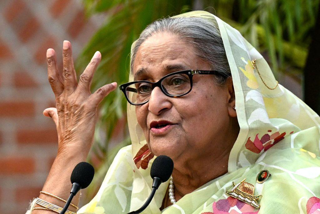 Sheikh Hasina em conferência de imprensa