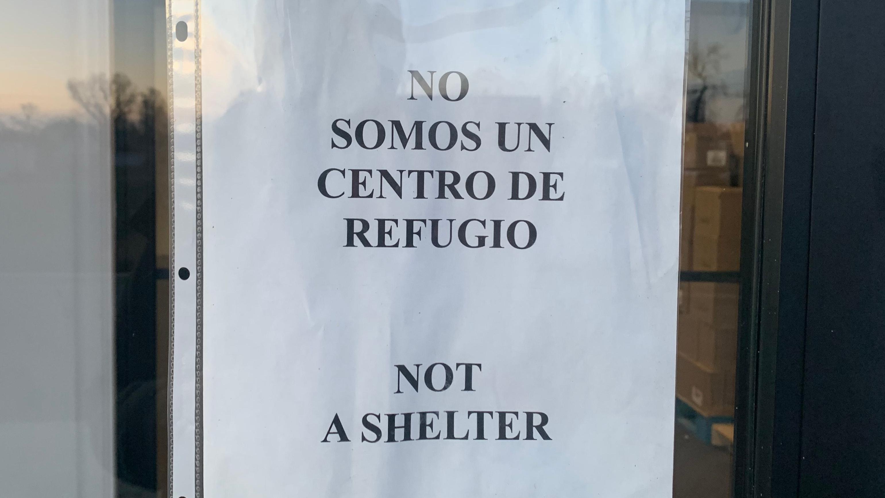 Aviso de "No somos un centro de refugio"