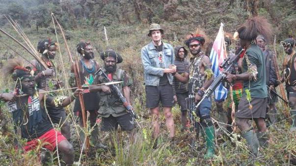 Kelompok TPNPB-OPM pimpinan Egianus Kogoya disebut sebagai pihak yang menculik dan menyandera pilot Susi Air, Philip Max Mehrtens.