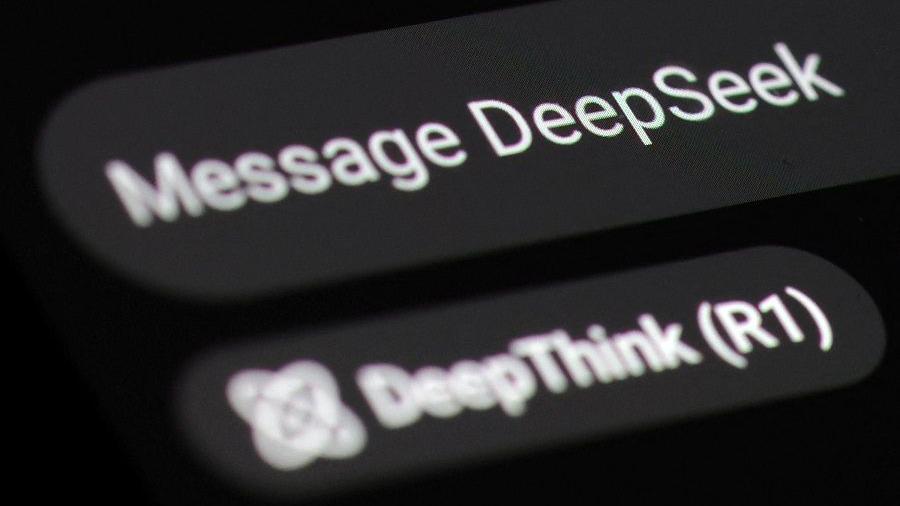 Interface Deepseek com o botão 