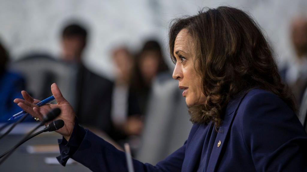 Kamala Harris durante sabatina do juiz Brett Kavanaugh em setembro de 2018