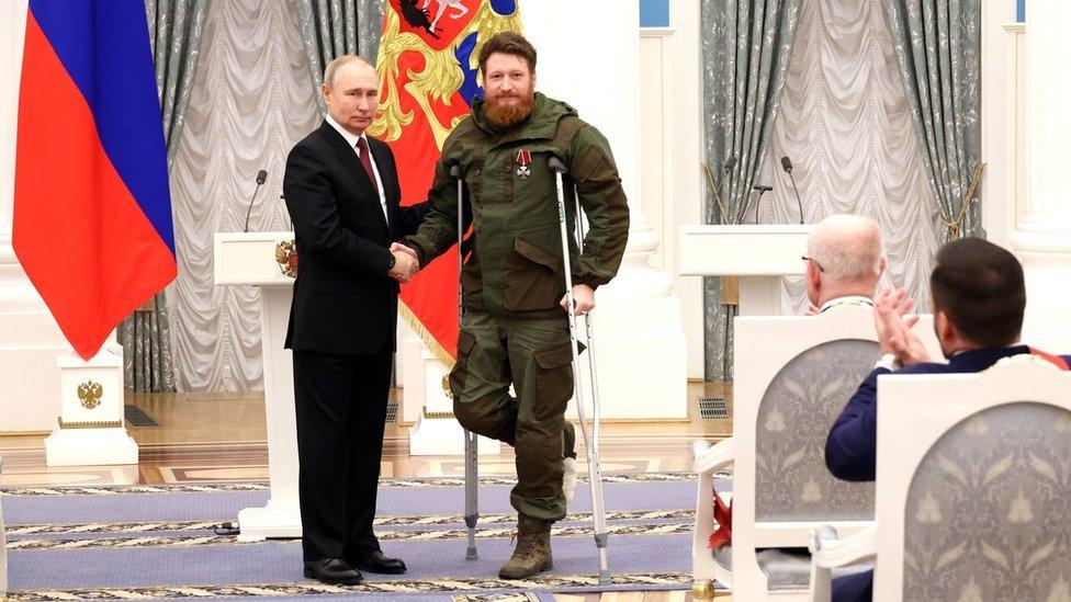 Putin con Semyon Pegov