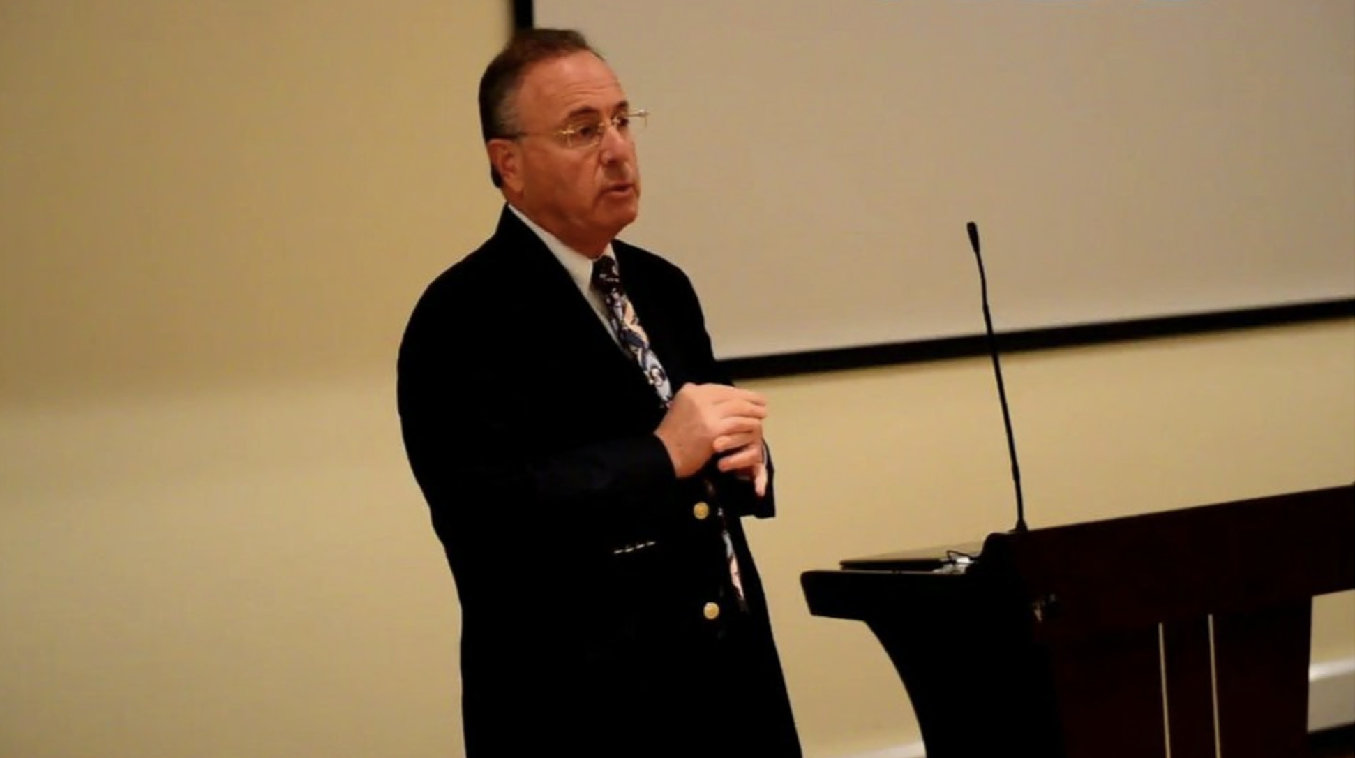 Dr Jeffrey Weiss