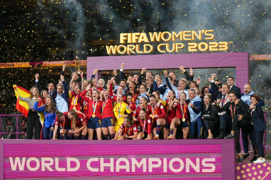 La selección española de fútbol femenino alza la Copa del Mundo en el Mundial de Australia y Nueva Zelanda 2023.