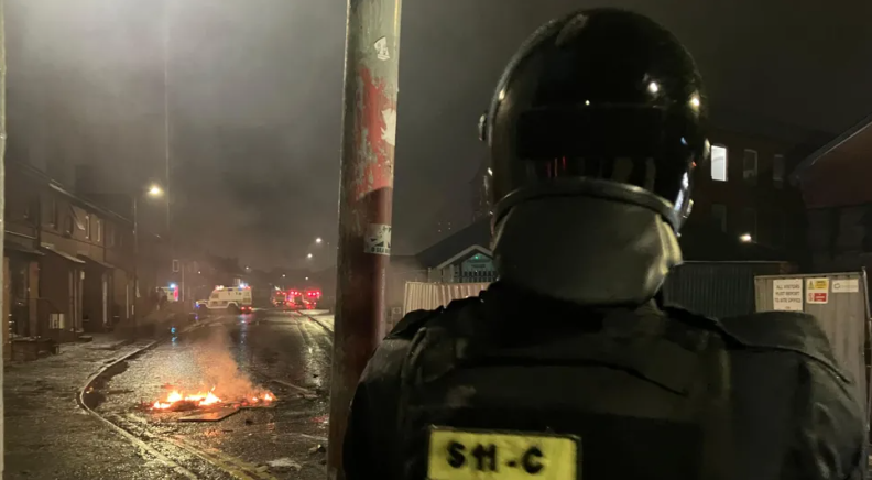 New rioting across UK cities as arrests multiply