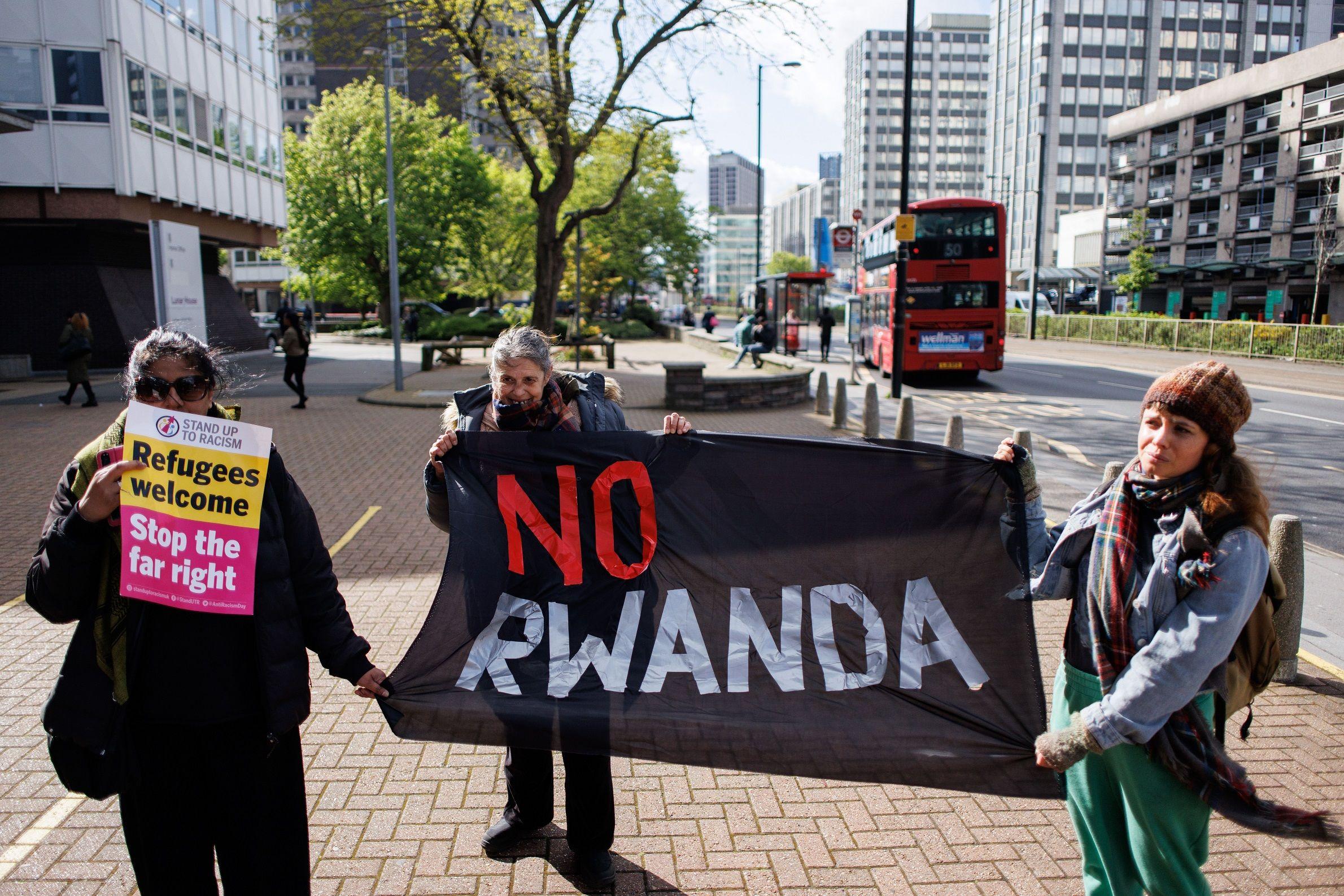 Ruanda planına karşı protesto gösterisi