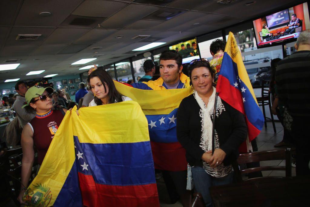 Venezolanos en una reunión en Miami