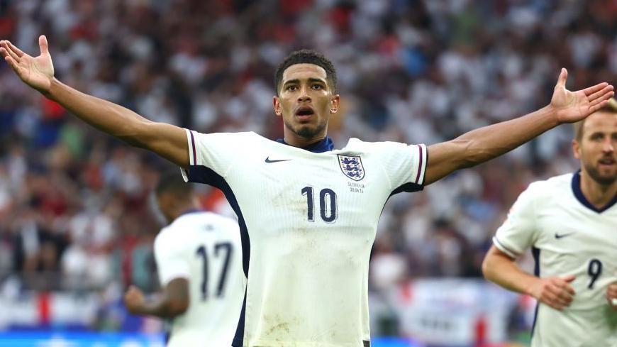 England beat Slovakia to reach Euro 2024 quarter-finals