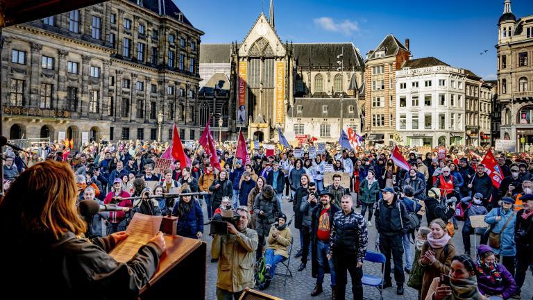 Amsterdam'da artan kira fiyatları ve sosyal konutların azlığına karşı geçen hafta bir protesto düzenlendi