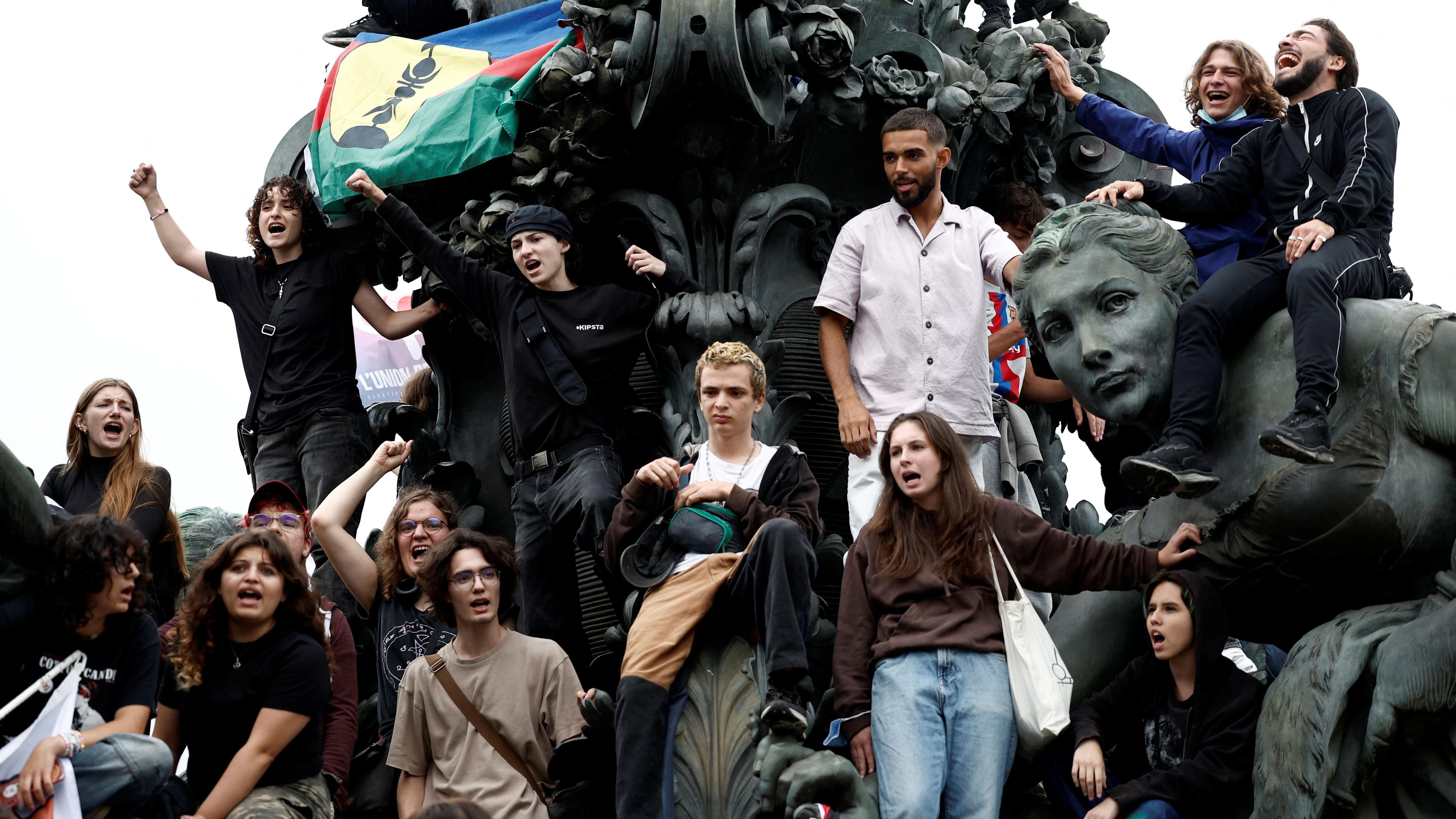 Manifestantes en París