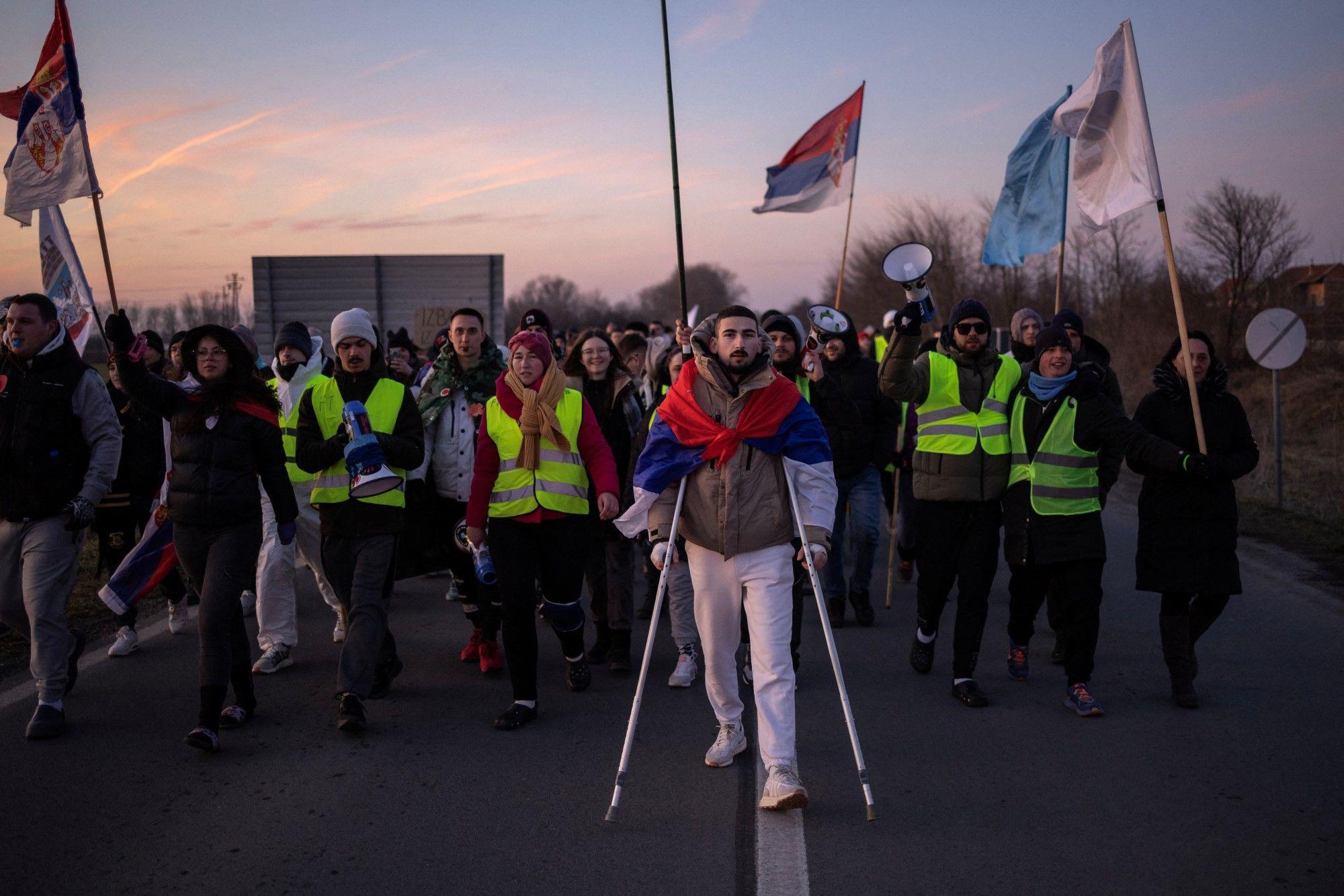 studenti, studentski protest, studentsko pešačenje, zrenjaninski studenti pešačili do Vršca