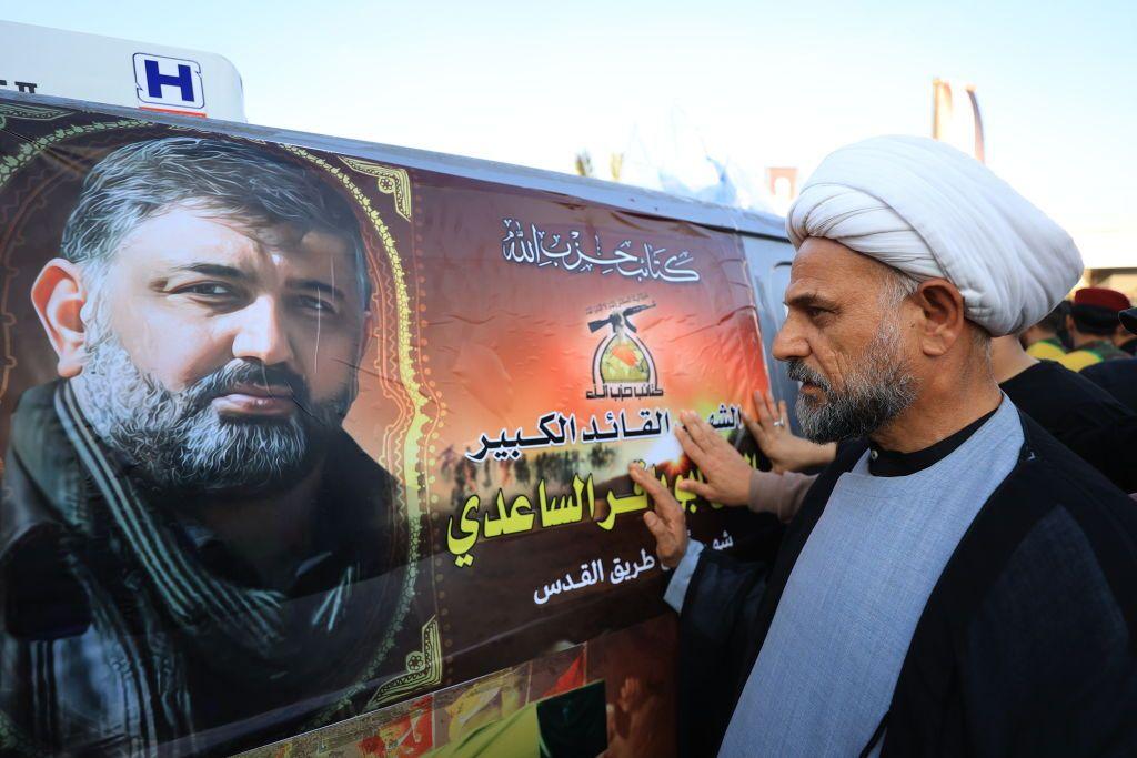 جنازة أبو باقر الساعدي، أحد قادة ميليشيات الحشد الشعبي العراقية الذي قتل في هجوم بمسيرة أمريكية شرقي بغداد في الثامن من فبراير/شباط الحالي