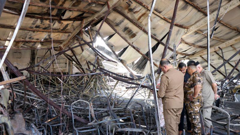 رئيس وزراء العراق يعترف بـ "تقصير وإهمال" وراء مأساة الحمدانية 2 أنقاض