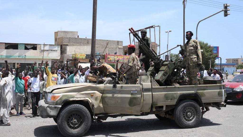 camioneta de militares en sudán 