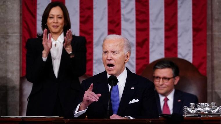 Biden discursando