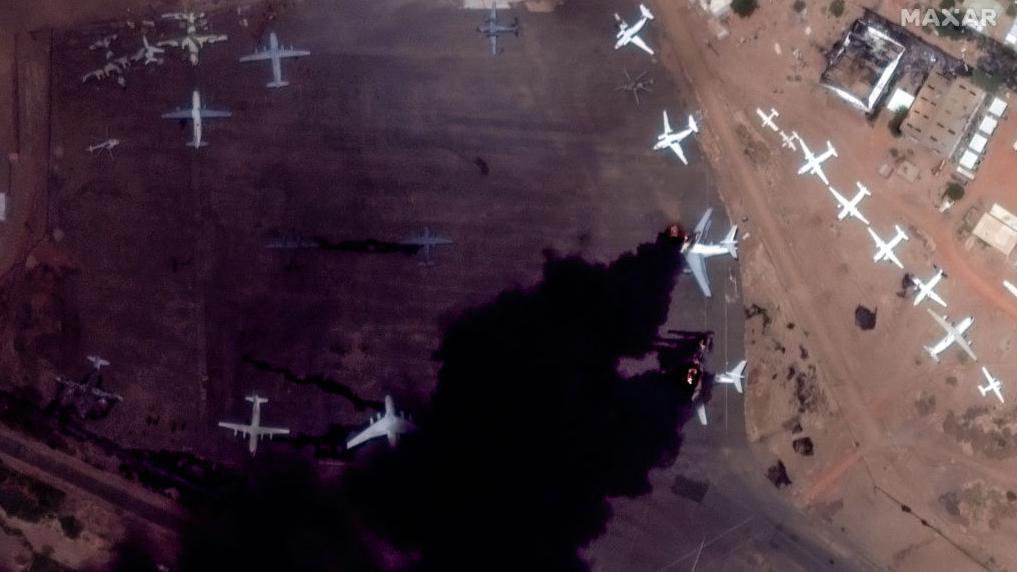صور أقمار صناعية لمطار الخرطوم الدولي