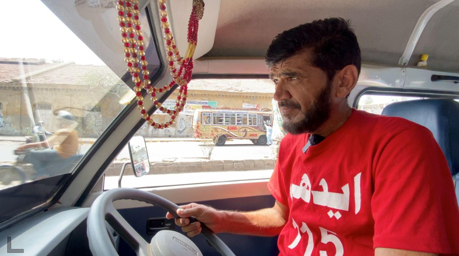 Shabir Zaman gibi ambulans şoförleri de Karaçi'deki sıcak hava dalgasıyla mücadele ediyor