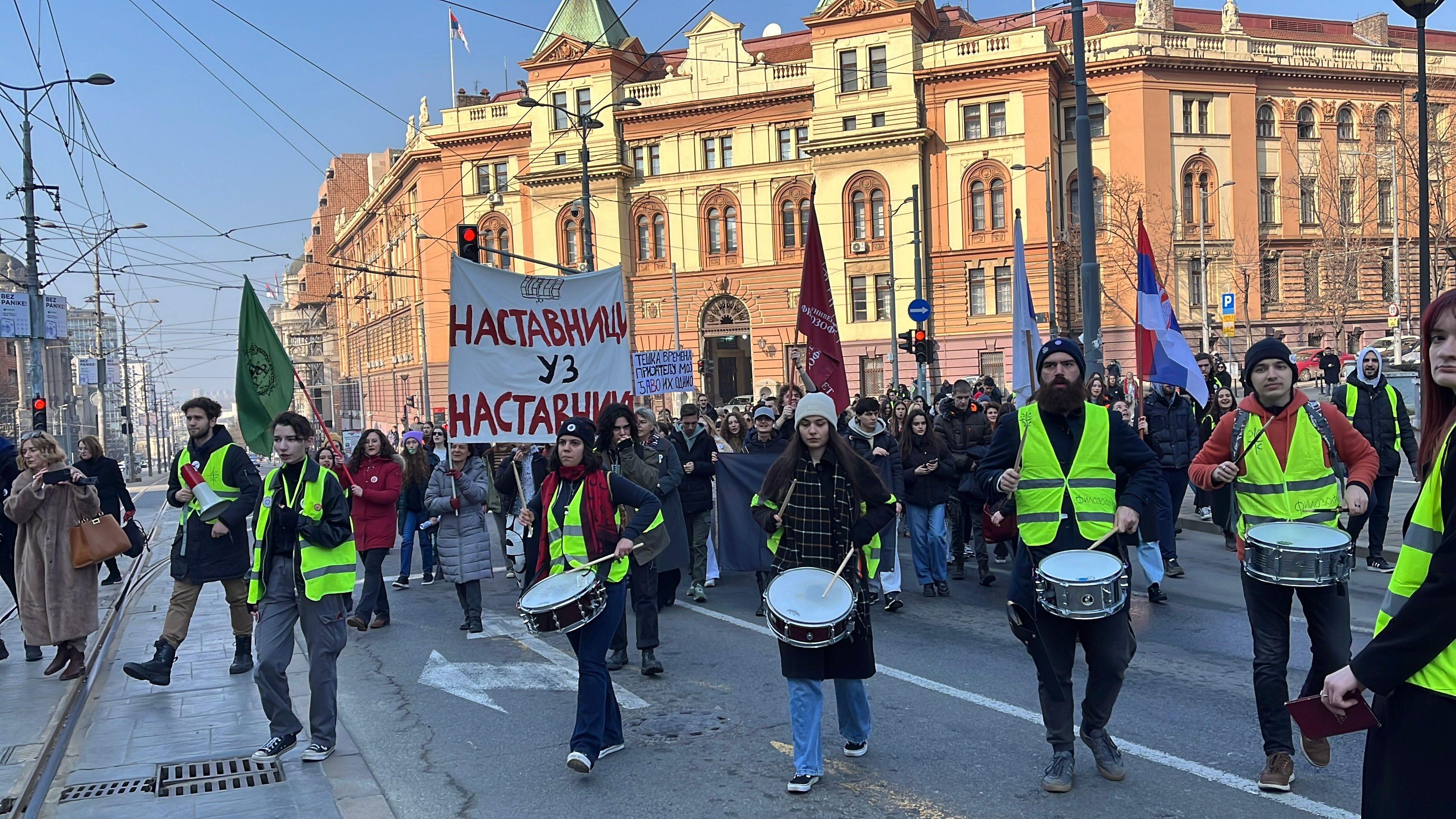 Studenti ka Ministarstvu prosvete kako bi podržali nastavnike osnovnih i srednjih škola