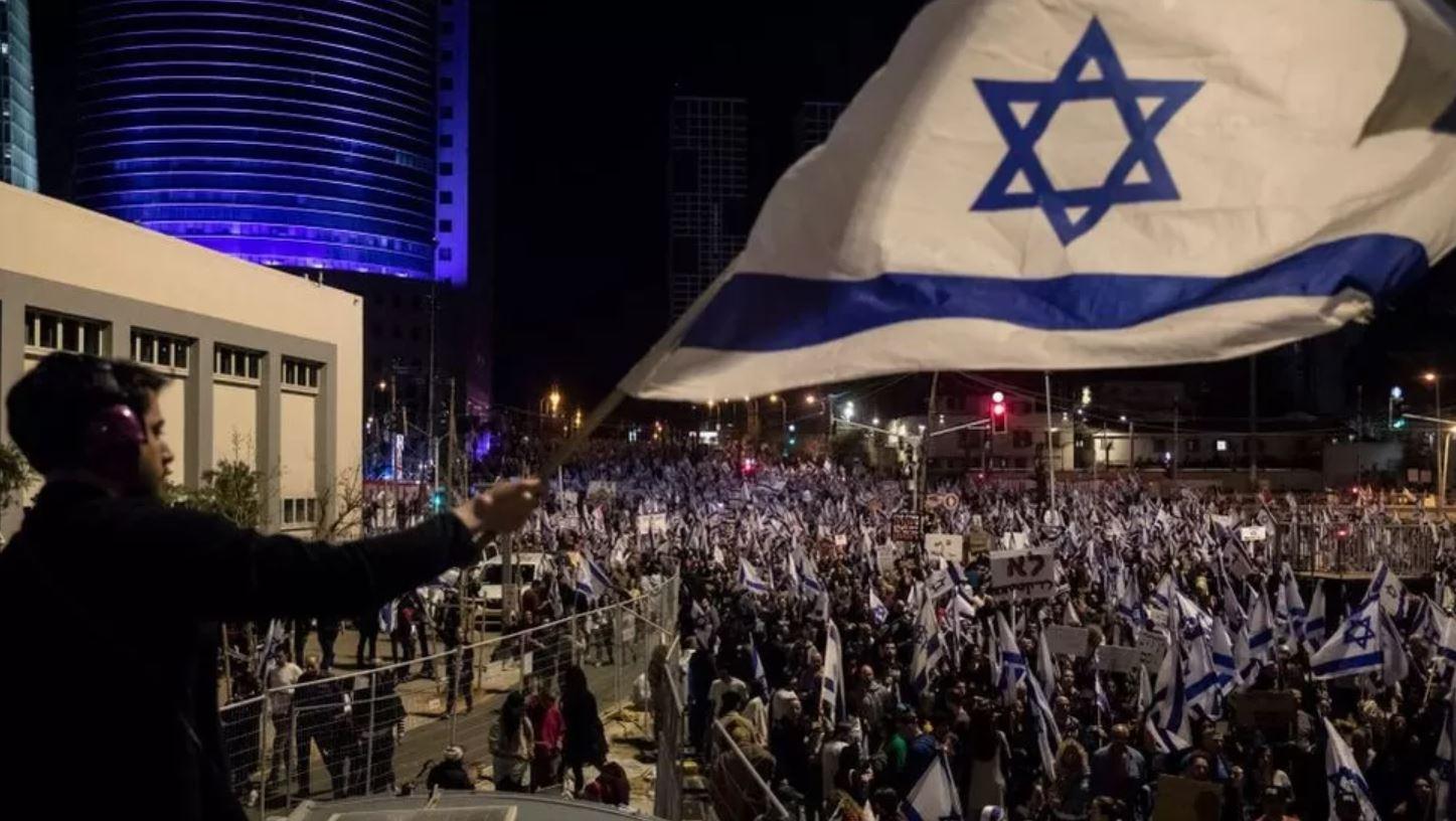 Estimadas 200 mil pessoas protestaram em Tel Aviv