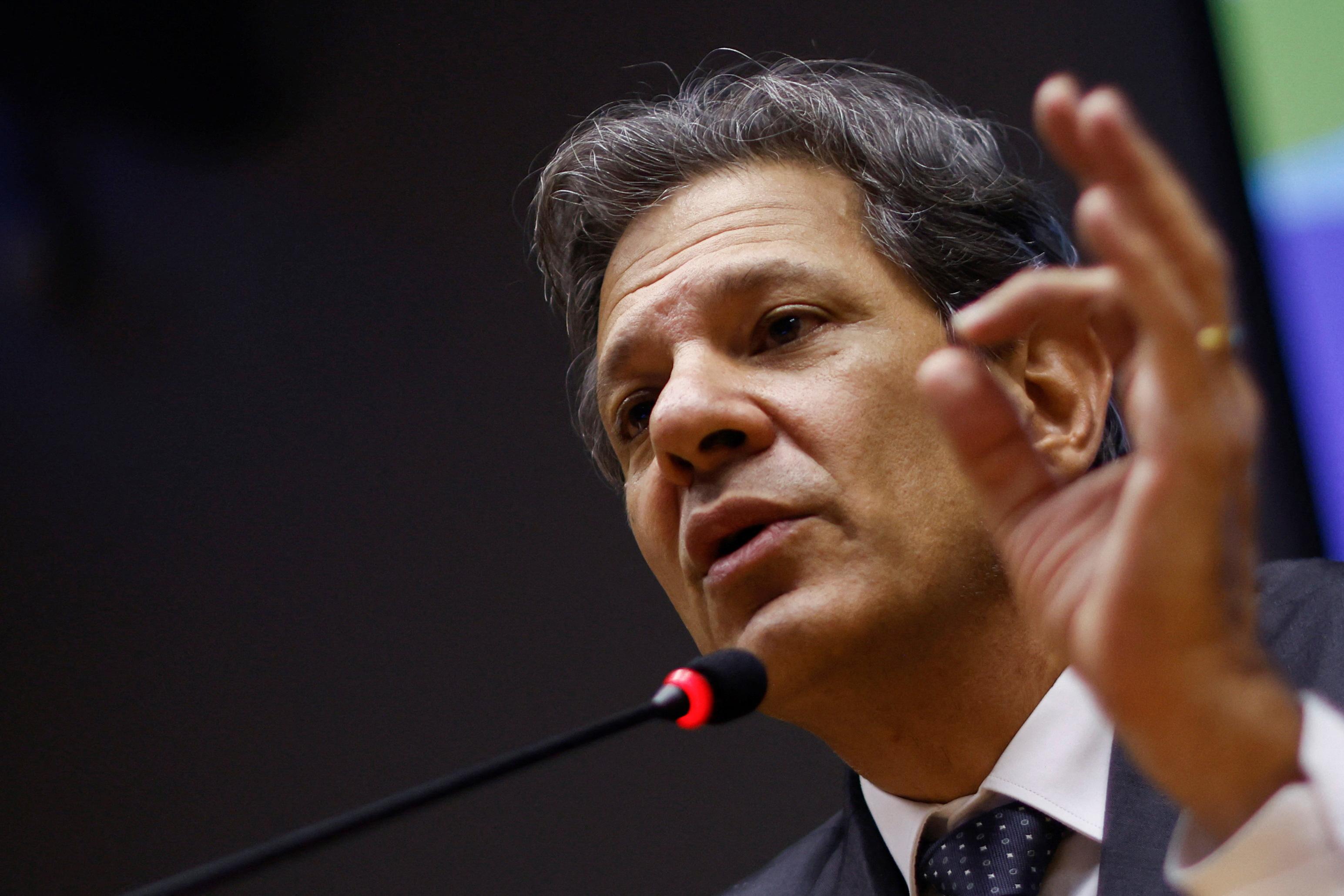 Fernando Haddad em palestra