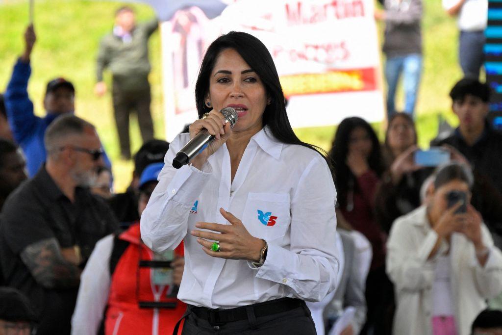  Luisa González