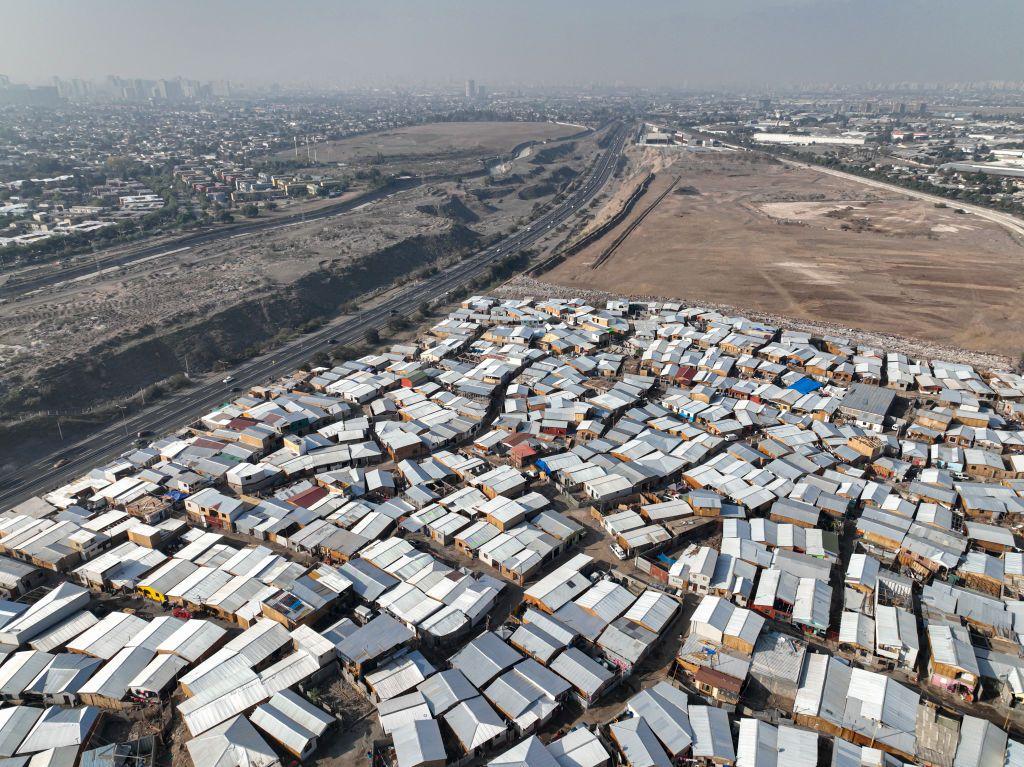 Vista aérea de una barriada de Santiago de Chile