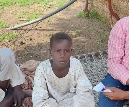 علام أدم - 12 عامًا - كان يحلم بتعلم القرآن قبل نشوب الحرب في السودان
