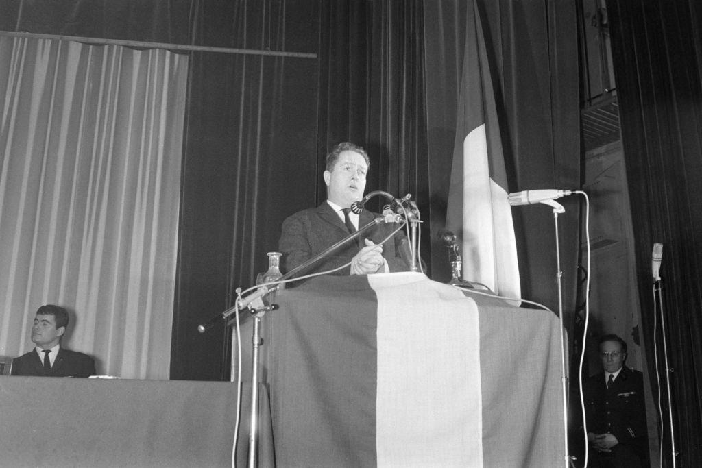 Jean-Marie Le Pen discursa em 22 de novembro de 1964.