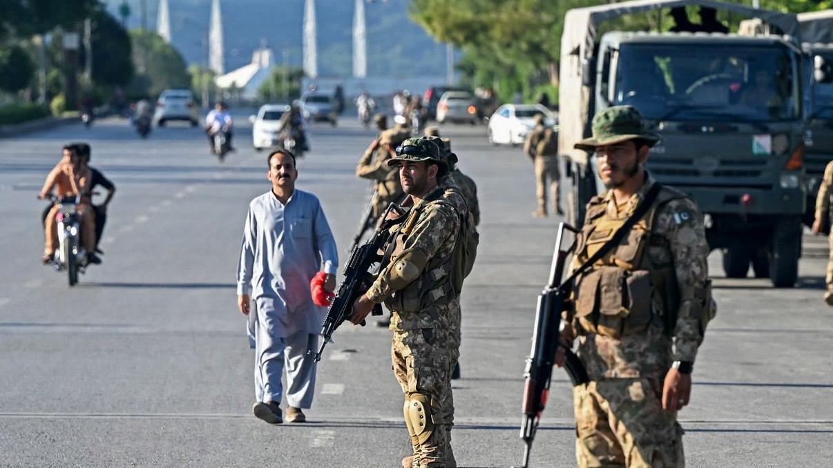 اسلام آباد کی سیکیورٹی کی زمہ دارہ سترہ اکتوبر تک پاکستانی فوج کو دے دی گئی ہے