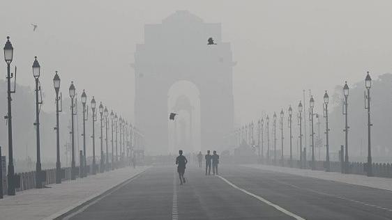 Worry over toxic Delhi air as pollution worsens