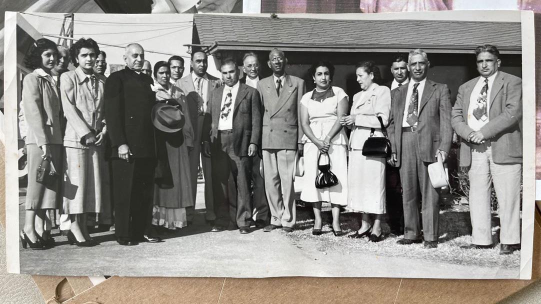 Amelia Singh Netervala (primera desde la izquierda) con un grupo de punyabíes-mexicanos.