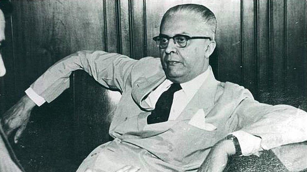 Carlos Luz