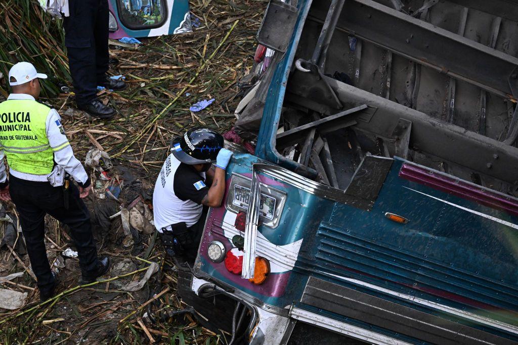 Autobús accidentado