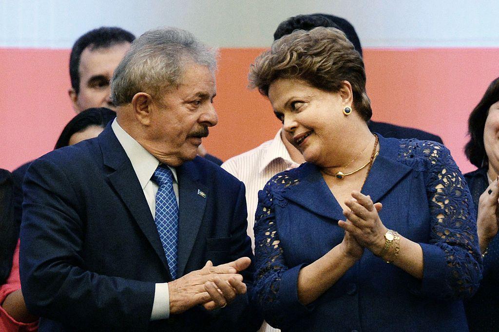 Lula e Dilma em evento em 2013