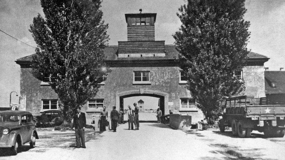 Parte externa do campo de concentração de Dachau