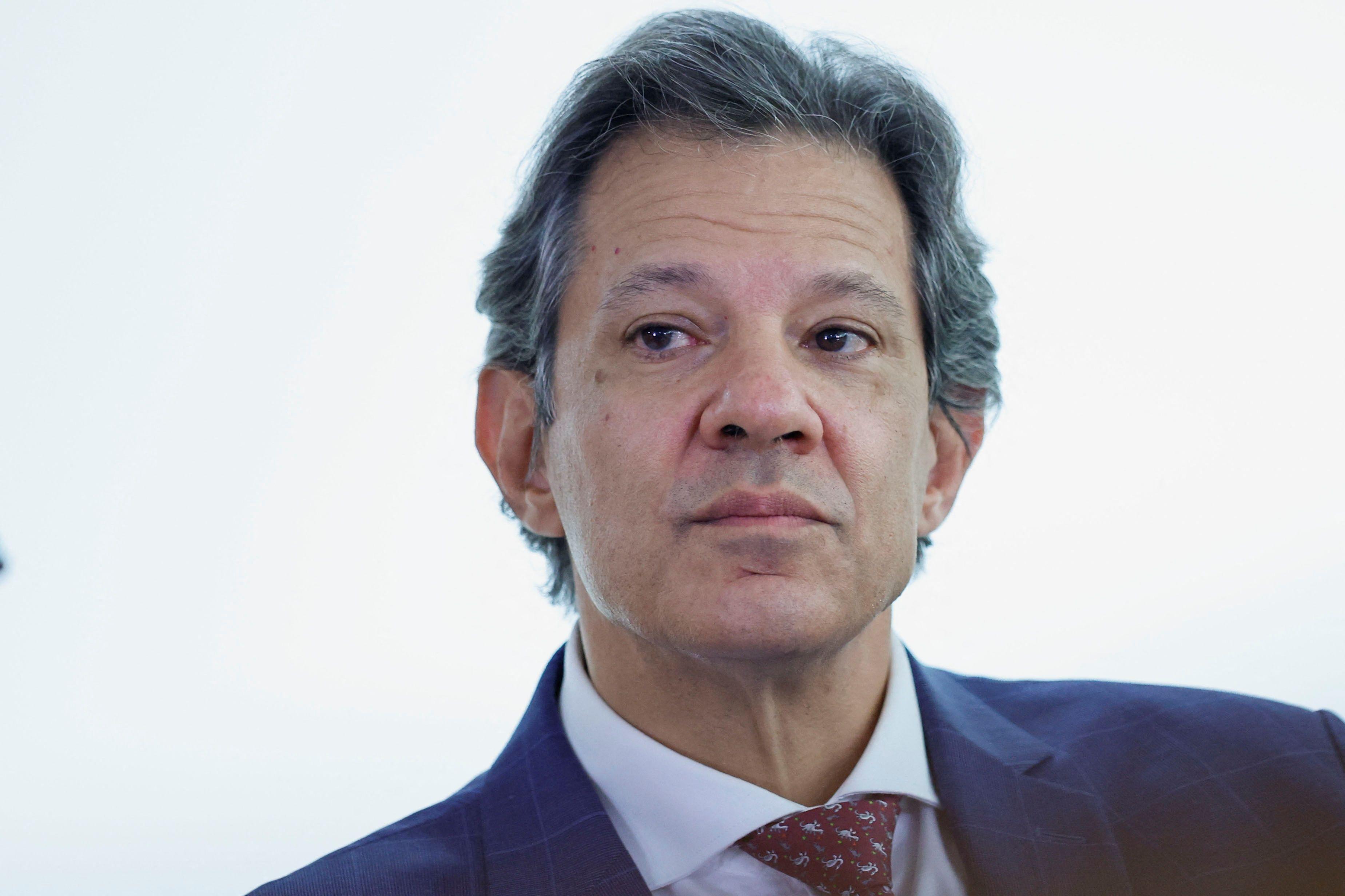 Fernando Haddad, um homem branco de meia idade e cabelo grisalho