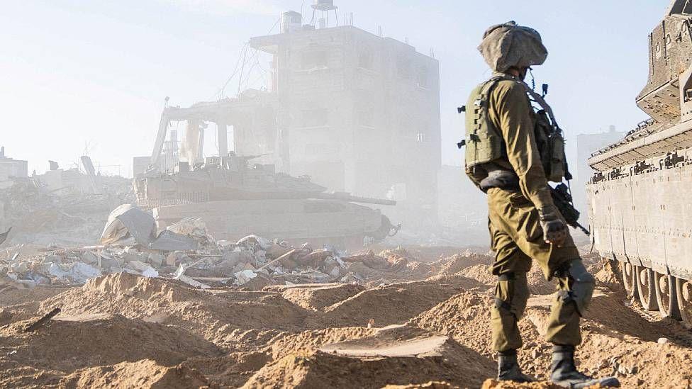 Soldado israelí en Gaza