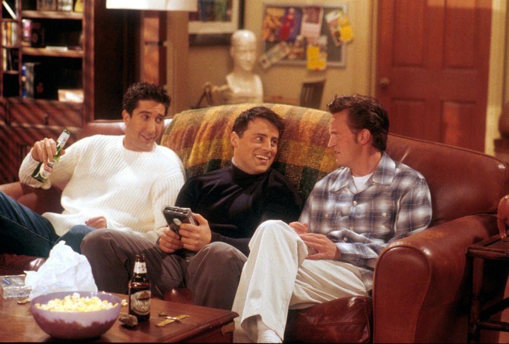 David Schwimmer, Matt LeBlanc y Matthew Perry en el set de Friends