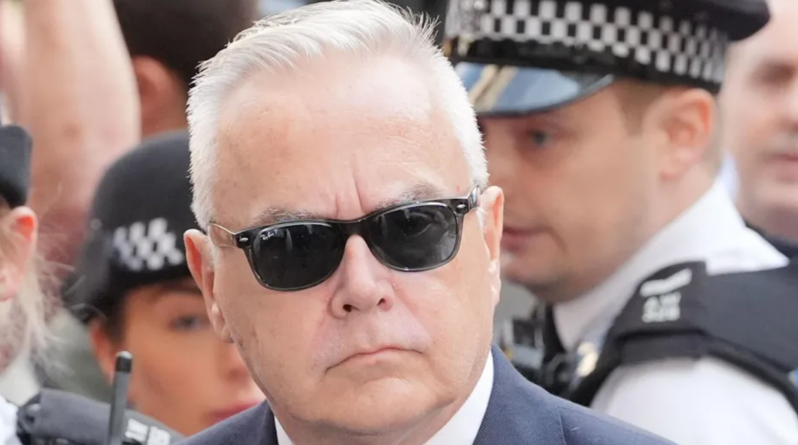 BBC asks Huw Edwards to return more than £200,000 