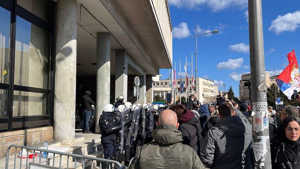 Novi Sad, skupština grada Novog Sada, policija, studenti, studentski protest