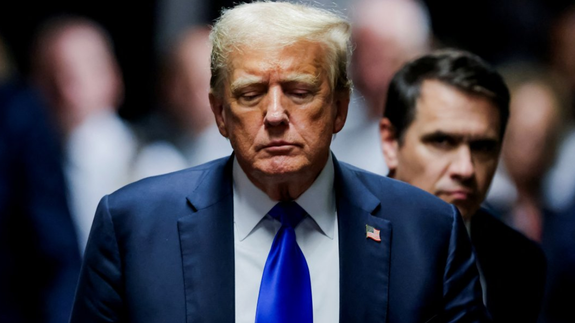 Trump este jueves en la corte.