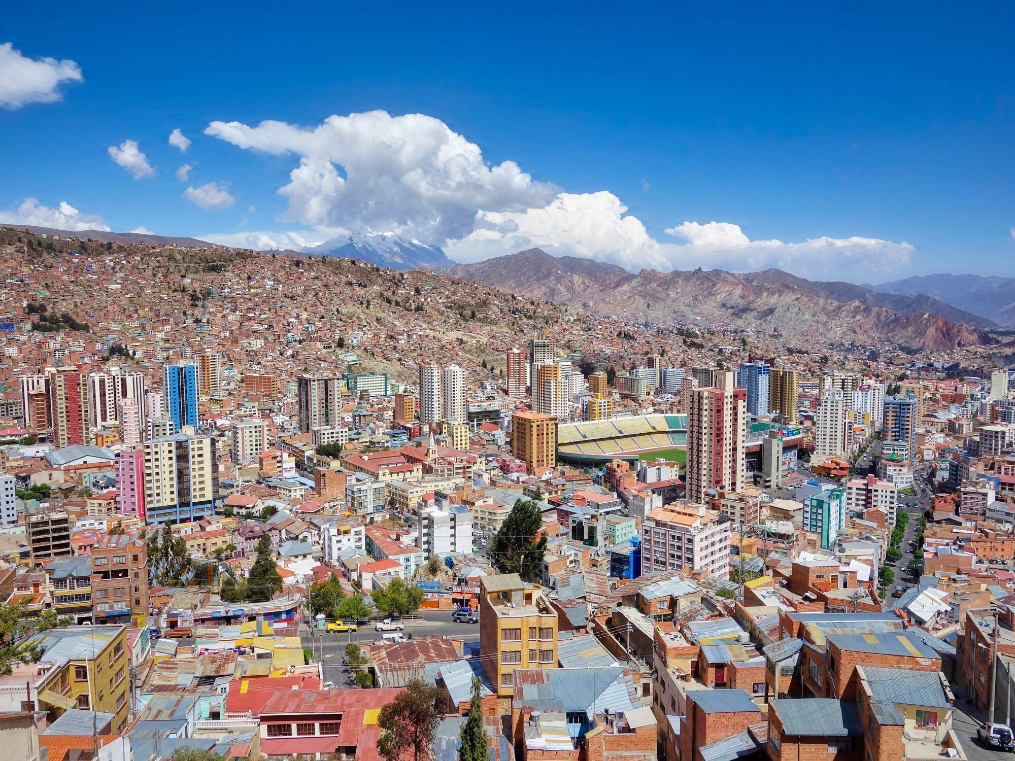 Imagem ampla da cidade de La Paz