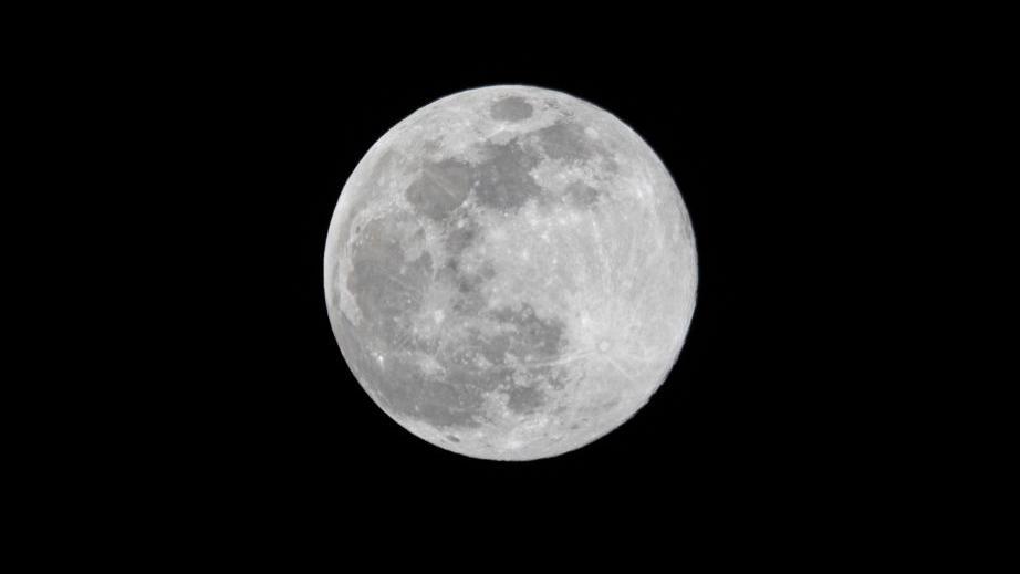 posisi bulan menjauhi bumi, durasi hari bertambah