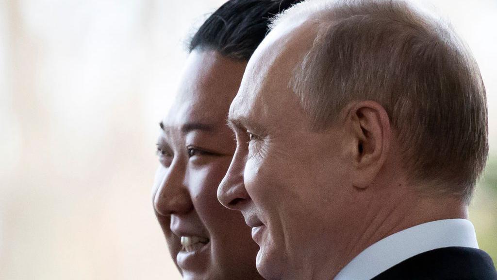 Kim Jong-un y Vladimir Putin en Vladivostok en 2019.