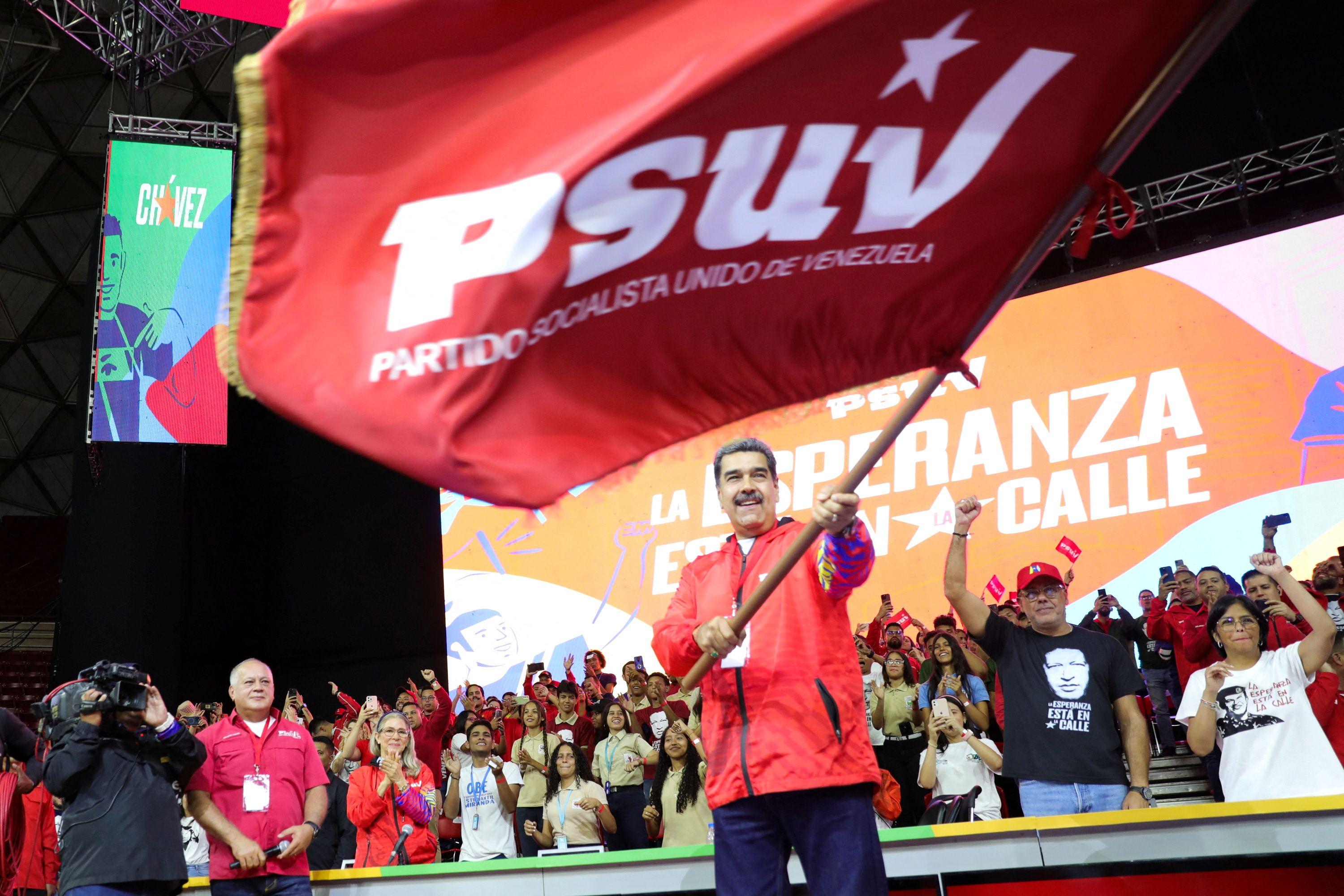 El presidente Nicolás Maduro durante el acto de aceptación como candidato oficialista.