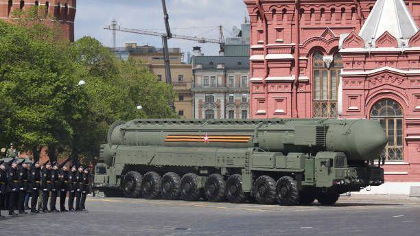 بوتين يأمر بإجراء مناورات نووية رداً على تصريحات غربية وصفتها موسكو بالمستفزة