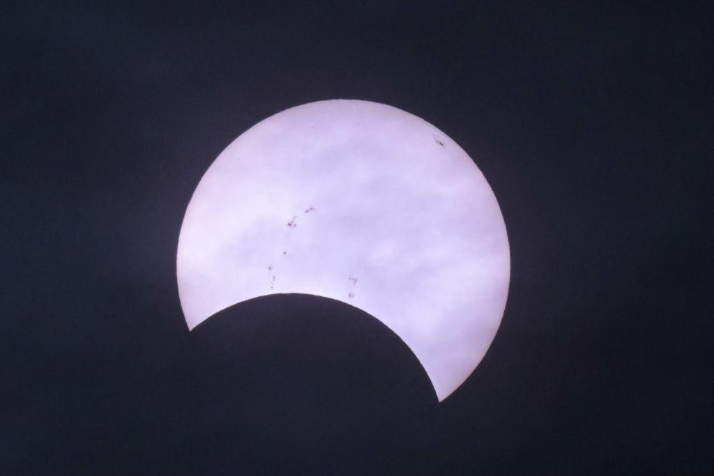 Así se vio el eclipse desde Puerto San Julián, en Santa Cruz, Argentina.