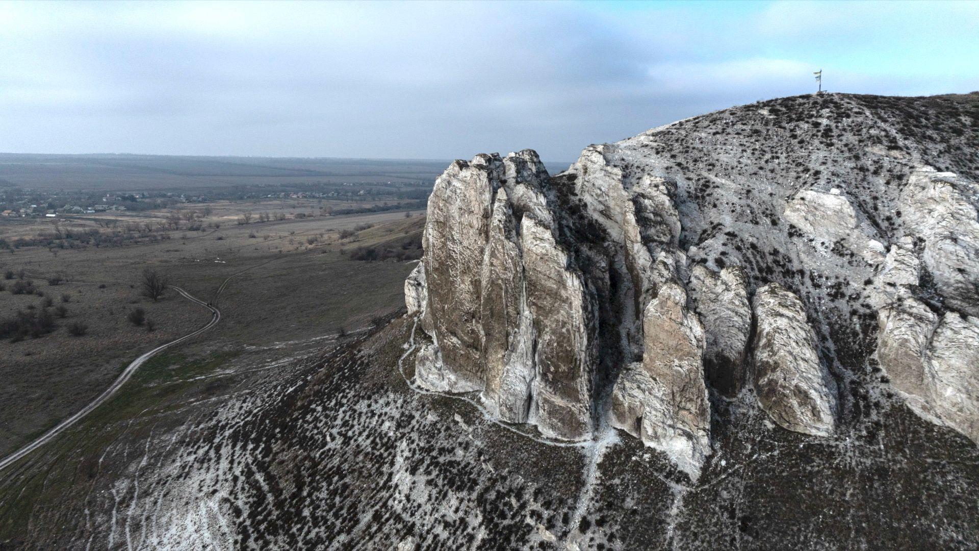 Batuan Bilokuzmynivka dari Zaman Kapur di Oblast Donetsk dan Luhansk merupakan rumah bagi sebagian besar mineral Ukraina