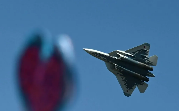 F35