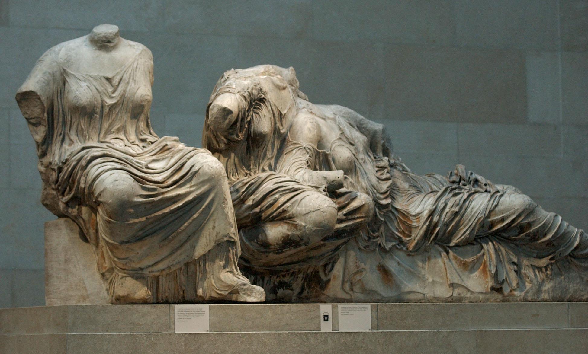 تماثيل آلهة أغريقية من البارثينون في المتحف البريطاني